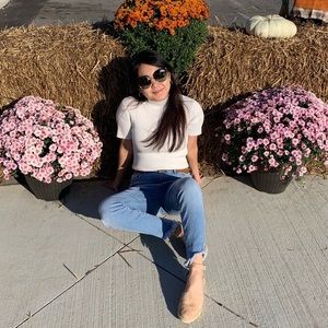 Meet your Posher, Paku